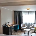 Fletcher Hotel-restaurant De Korenbeurs Hotel 4*