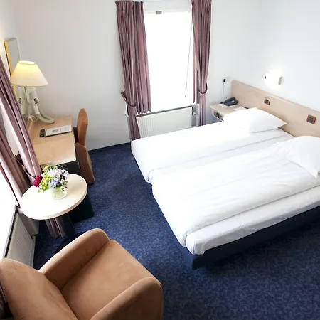 Fletcher Hotel-restaurant De Korenbeurs 호텔 4*