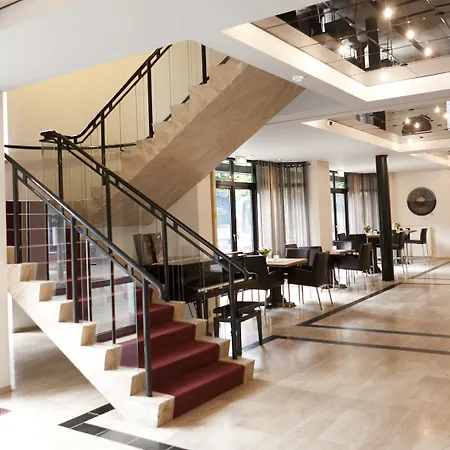 Ξενοδοχείο Fletcher Hotel-restaurant De Korenbeurs 4*