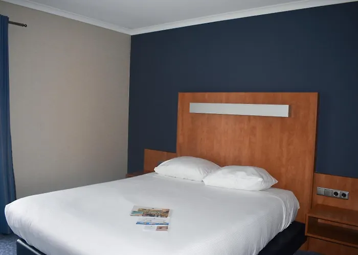 מלון Fletcher Hotel-restaurant De Korenbeurs