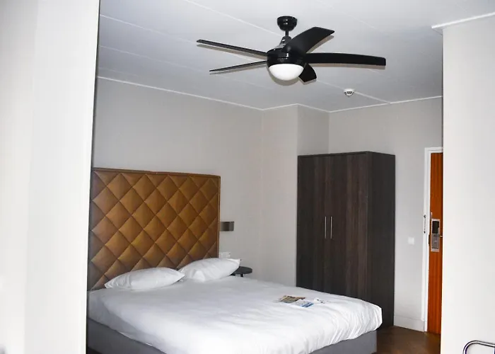 Fletcher Hotel-restaurant De Korenbeurs מלון 4*