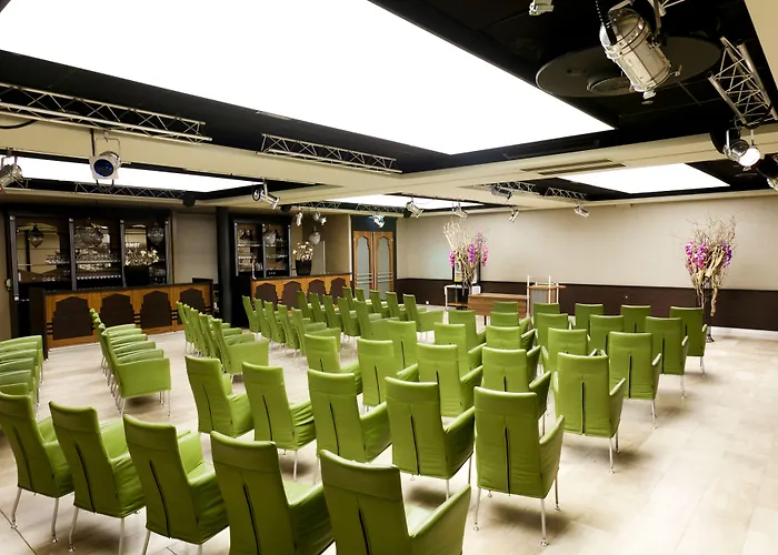 Fletcher Hotel-restaurant De Korenbeurs מלון