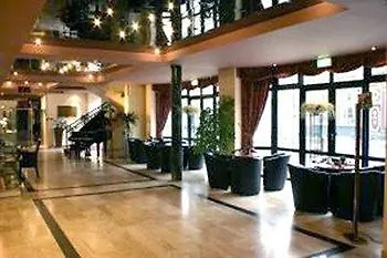 מלון Fletcher Hotel-restaurant De Korenbeurs