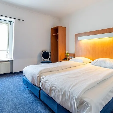 Hotell Fletcher Hotel-restaurant De Korenbeurs 4*